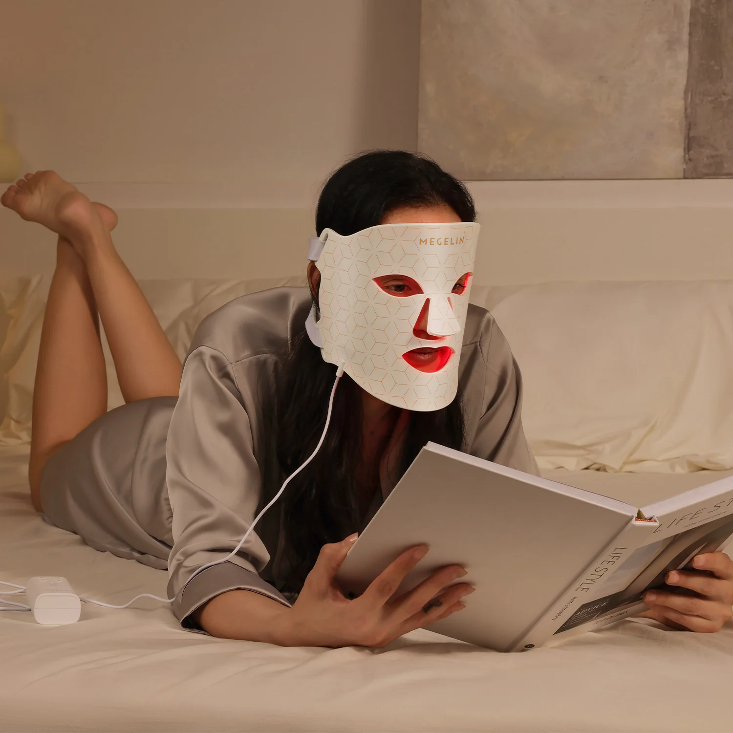 Megelin LED Red Light Therapy Face Mask - Image 9